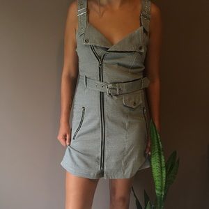Zip up collared dress
